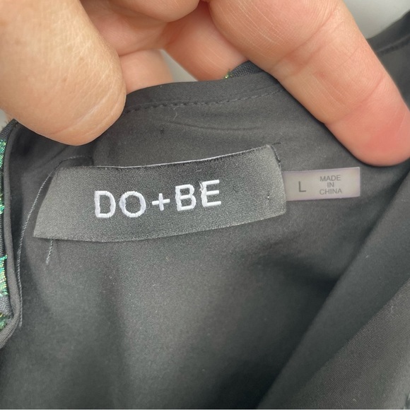 Do+be green cheetah leopard one shoulder top Sz L - Picture 2 of 7